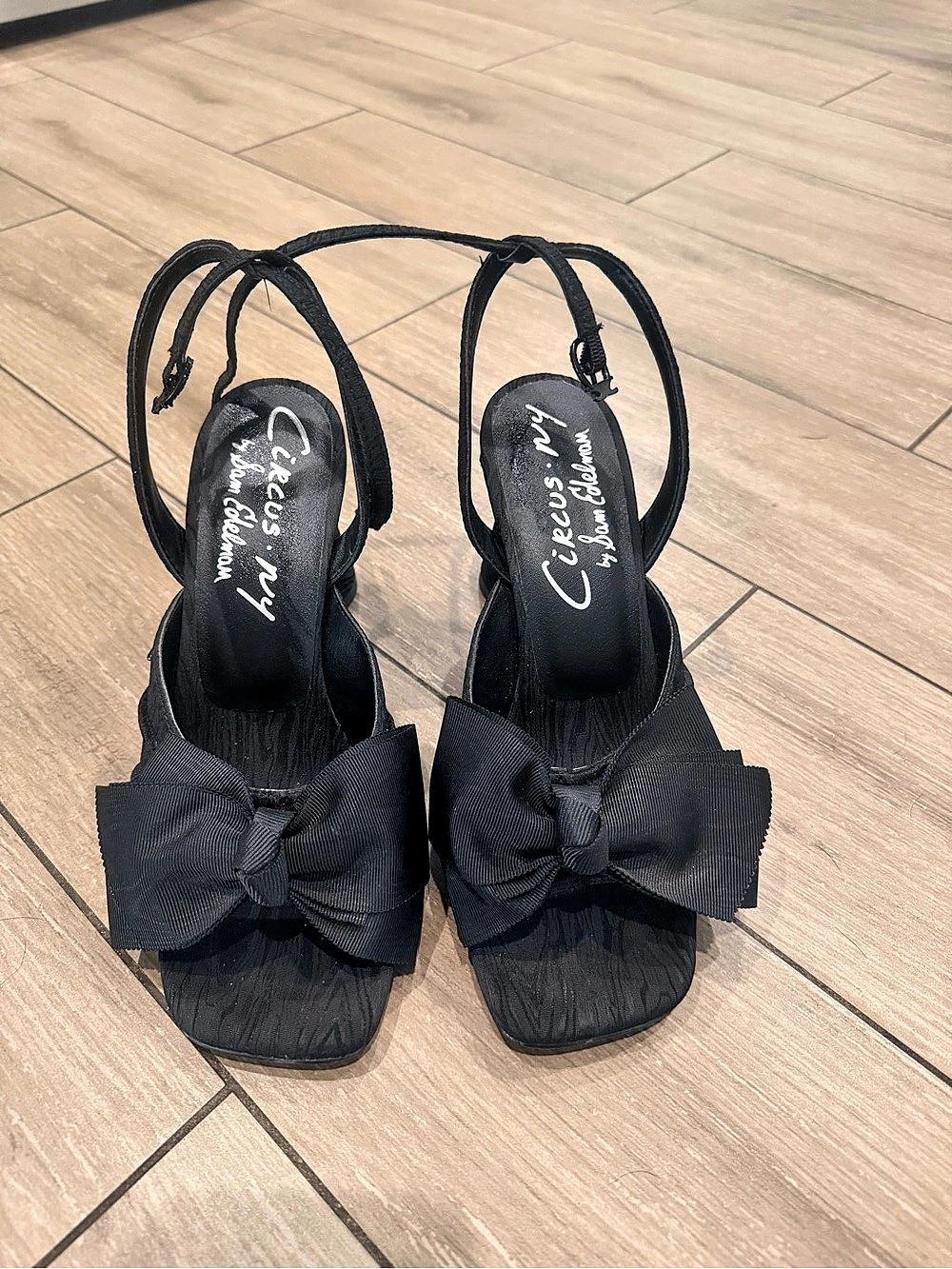 Sam Edelman Black Bow Heels
